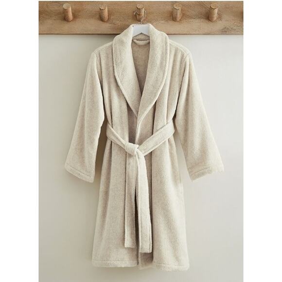 Pottery Barn Sherpa Robe Teddy Bear Oatmeal Size Medium Pockets Tie Sleep - Picture 1 of 13